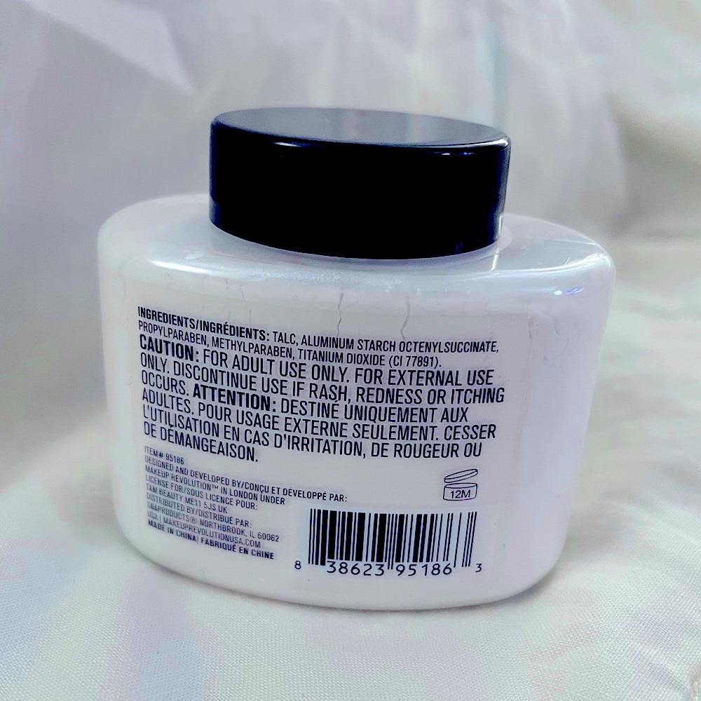 Revolution Luxury Baking Powder - Picture 4 of 4